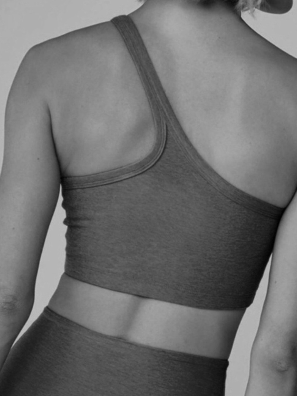 Beyond Yoga One-Shoulder Crop bra/Tank Top in white - Picture 2 of 4